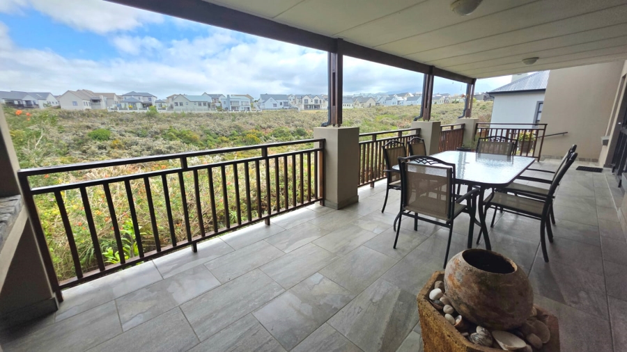 2 Bedroom Property for Sale in Blue Mountain Village Western Cape